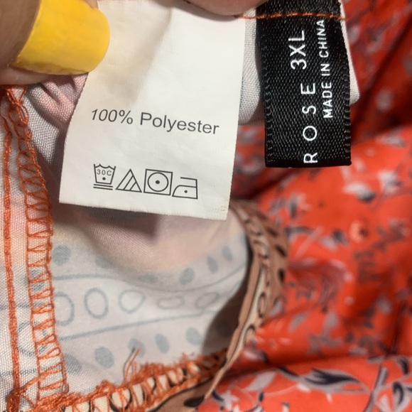 Emery Rose Dress - Picture 4 of 6